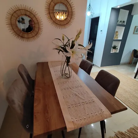 Daire Haris Modern Apt. Near The Sea